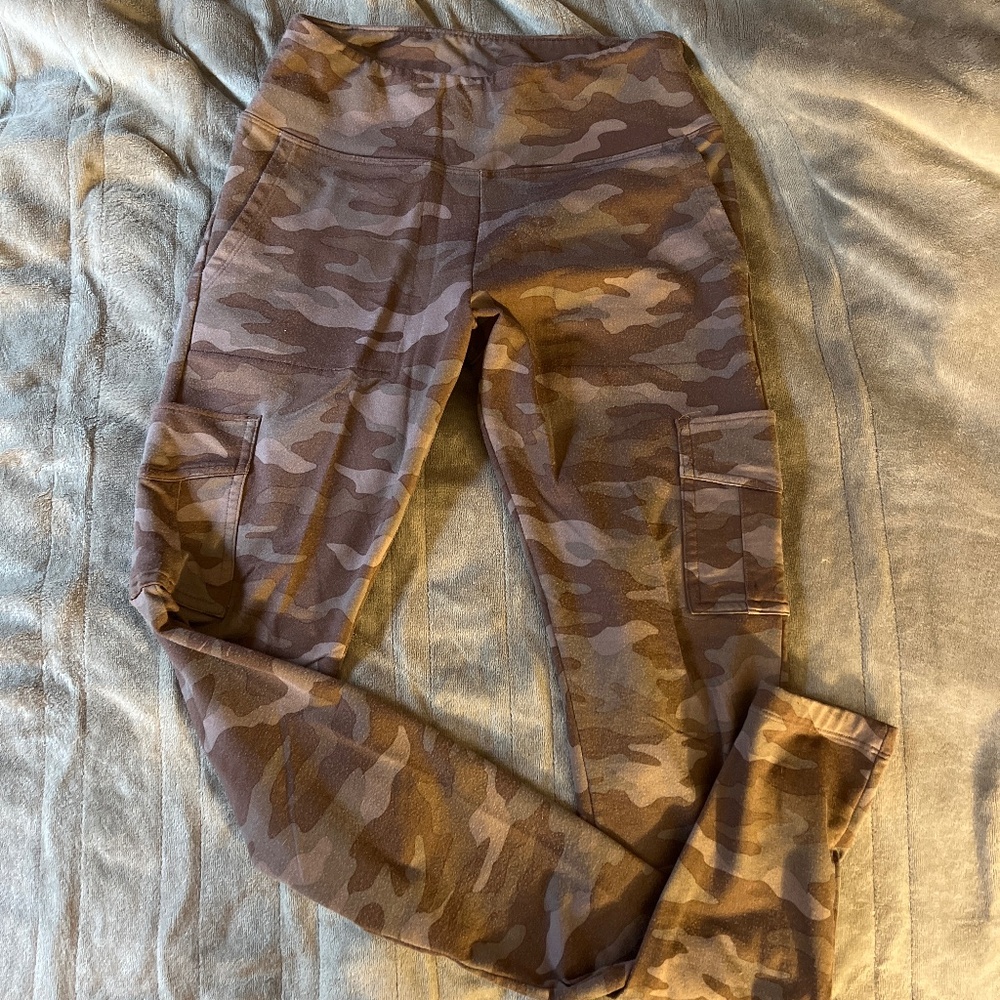 VS pink leggings